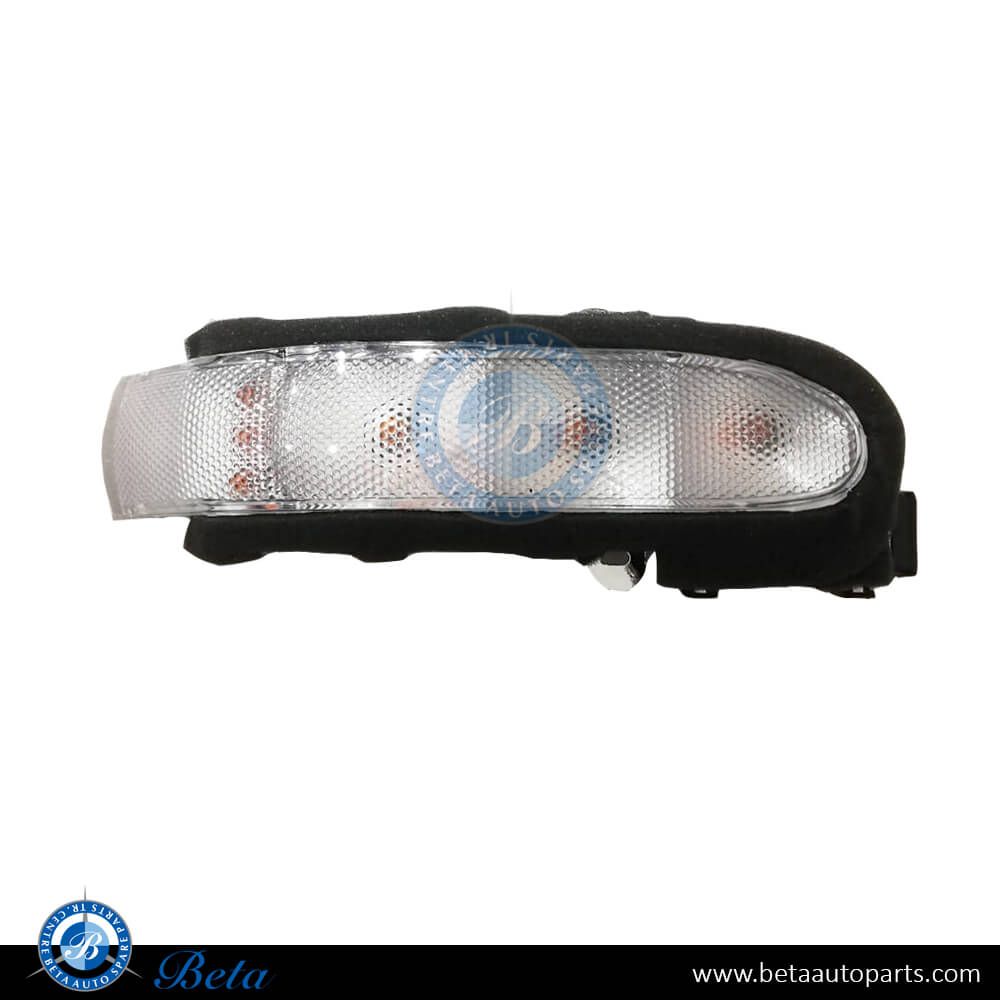 Right Side Mirror Blinker for Mercedes C-Class W203 2001-2004 models, Part Number 2038200221 / 2038201021 Right Side Mirror Blinker for Mercedes C-Class W203 2001-2004 models, Part Number 2038200221 / 2038201021